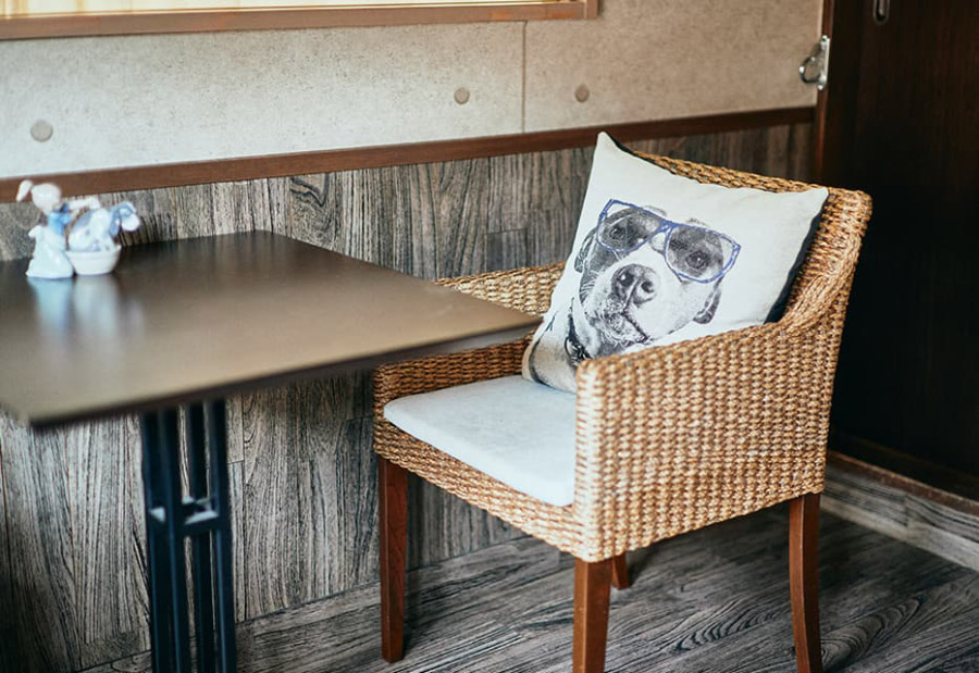 落ち着いた南国のような空間